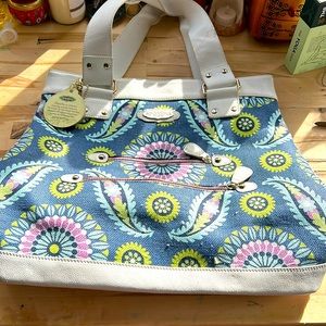 Spartina 449 canvas tote bag new but has some scratches on the bottom